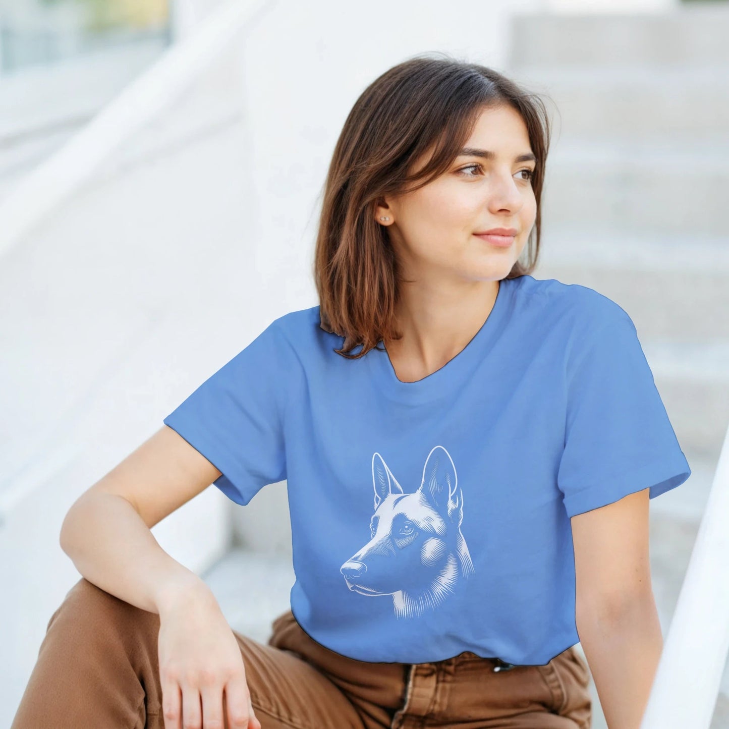 Belgian Malinois Silhouette T-shirt - Petselfie